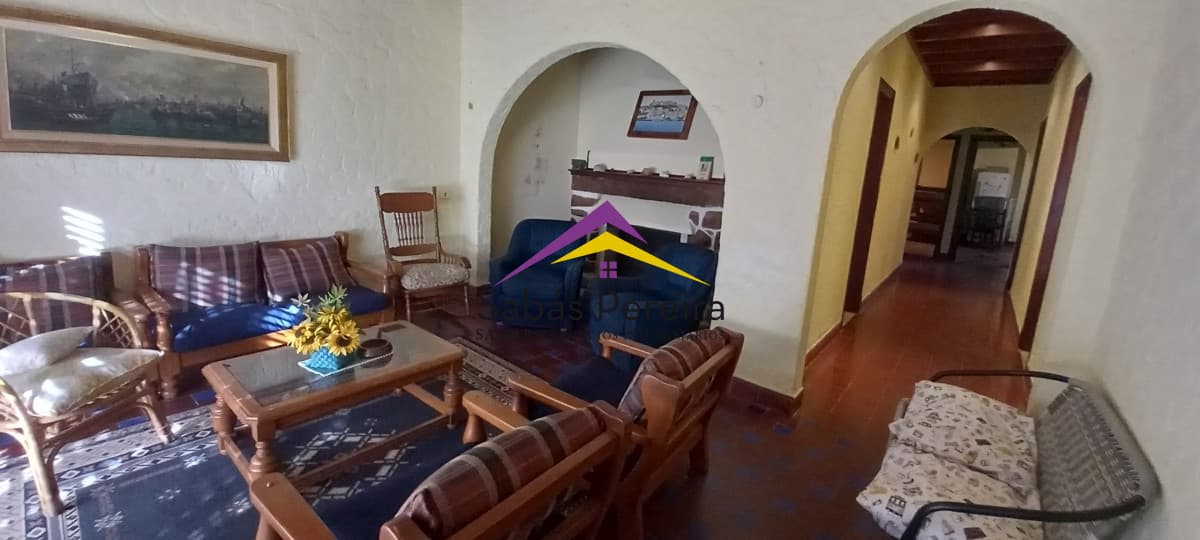 Casa ID.41224 - Casa en venta 4 dormitorios, 2 baños. Centro, Piriápolis, Maldonado.