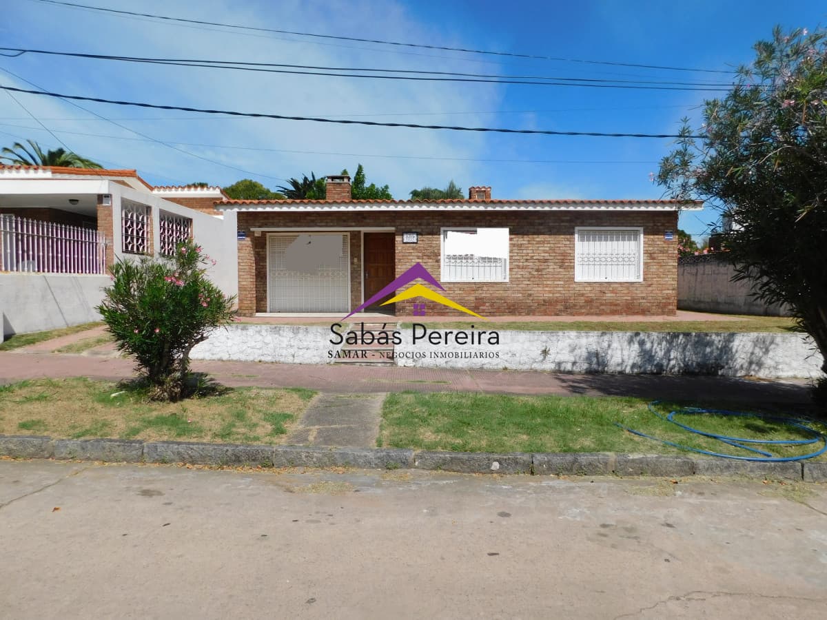 Casa ID.41412 - Venta casa de 3 dormitorios 2 baños Centro, Piriapolis, Maldonado