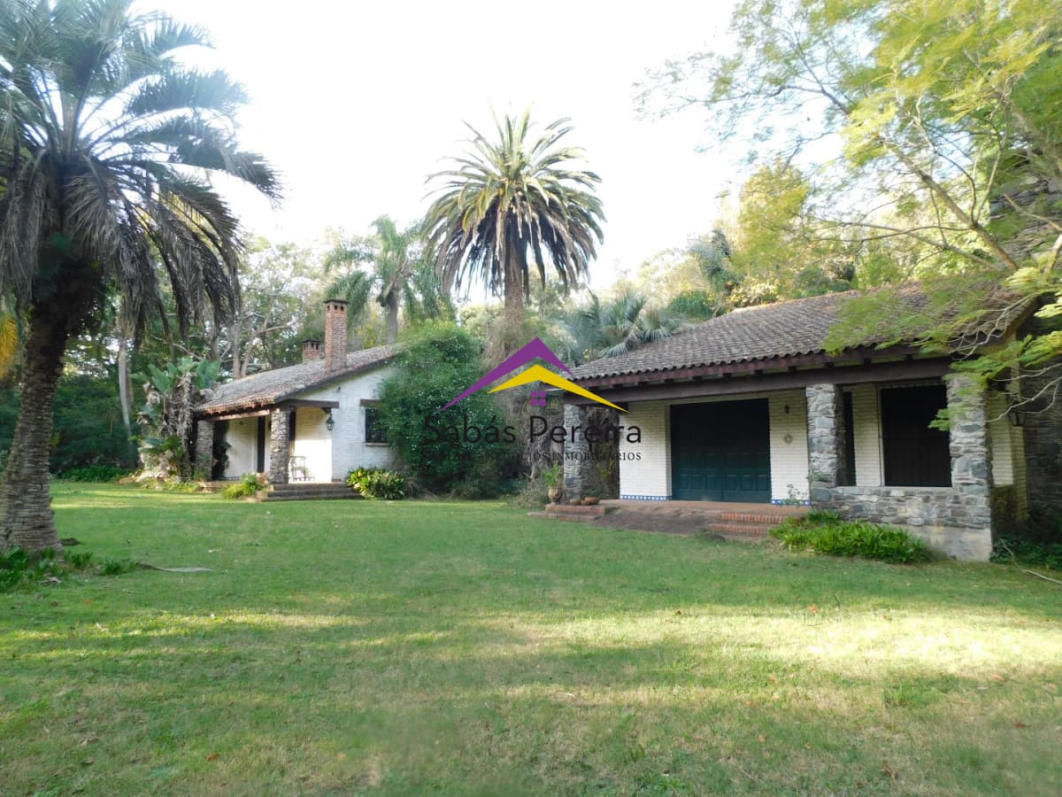 Chacra ID.41430 - Venta chacra 2 dormitorios, 2 baños, Estación las Flores, Piriapolis, Maldonado