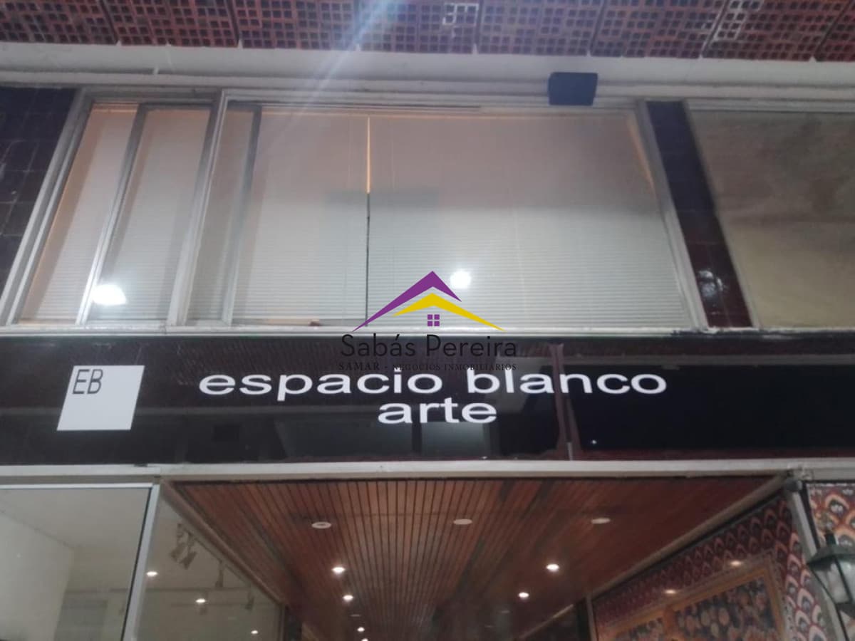 Local Comercial ID.41064 - Alquiler de Local Comercial en Punta del Este