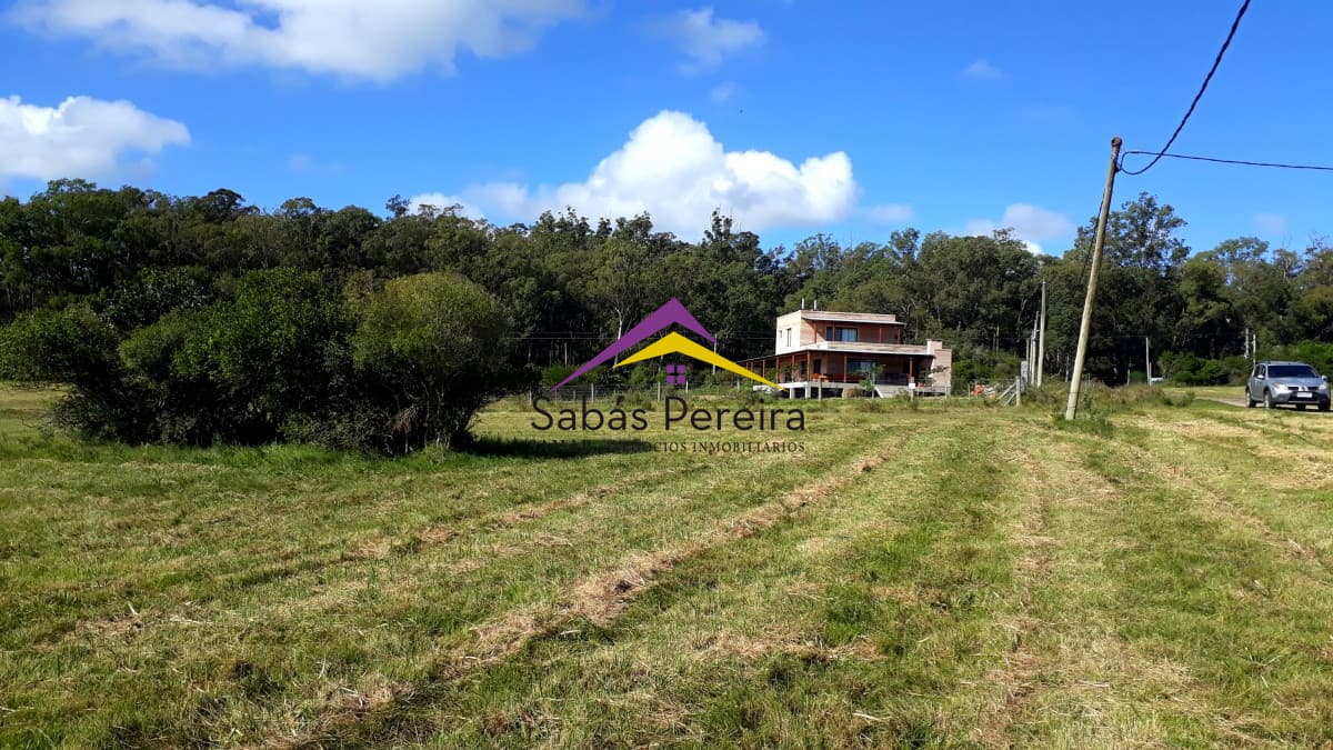 Terreno ID.40882 - Venta terreno 2041m2, Las Flores, Piriápolis, Maldonado