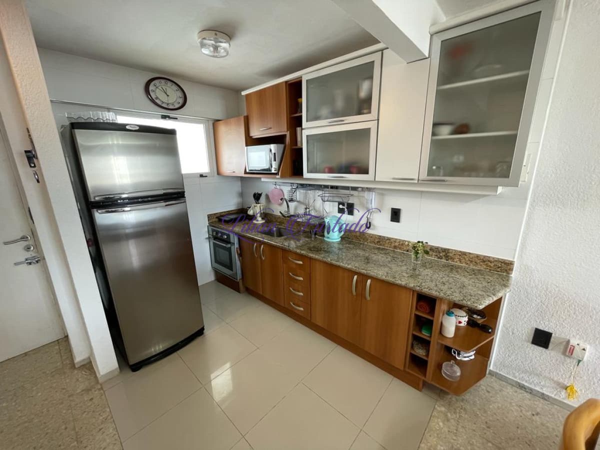 Apartamento en Punta del Este, Península - Lilian Furtado Negocios Inmobiliarios