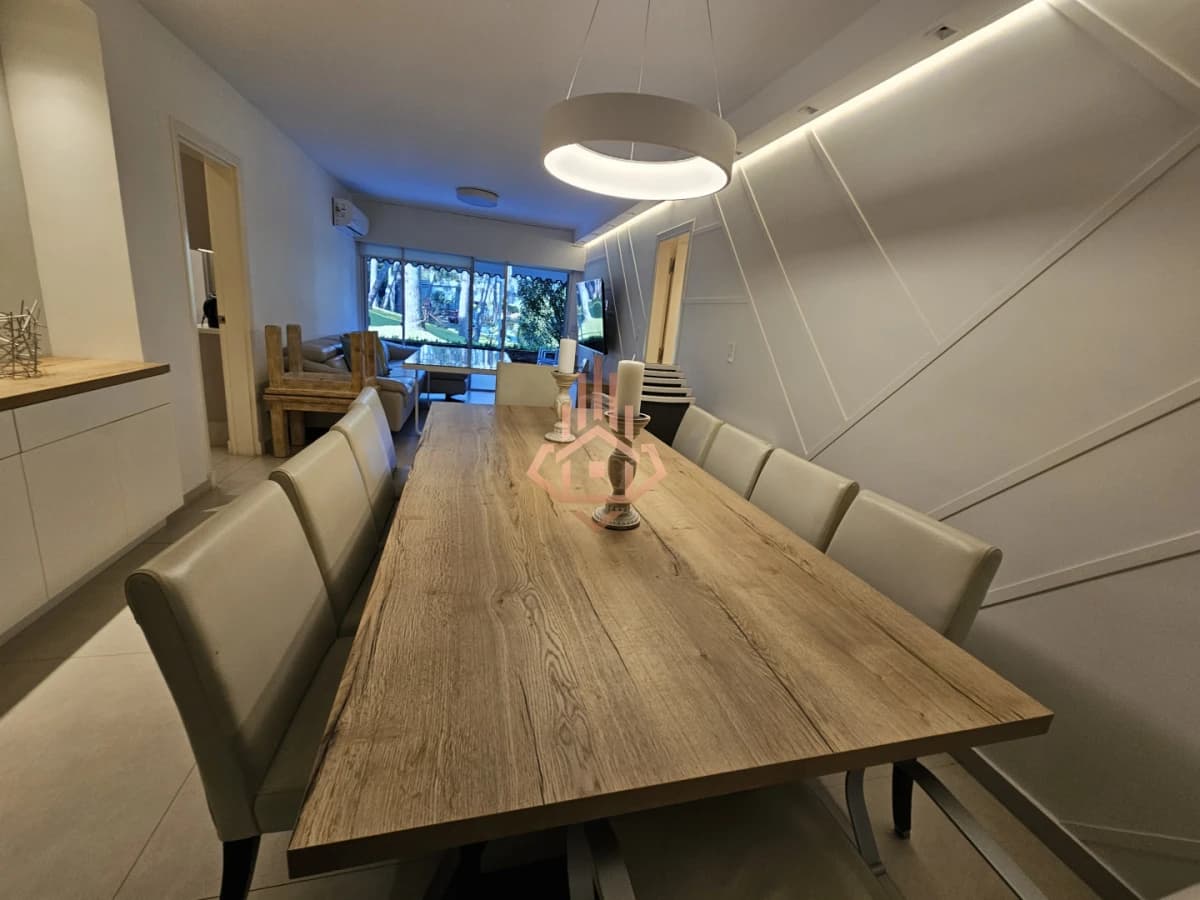 VENDO 4 DORMITORIOS EN PUNTA DEL ESTE NUEVO