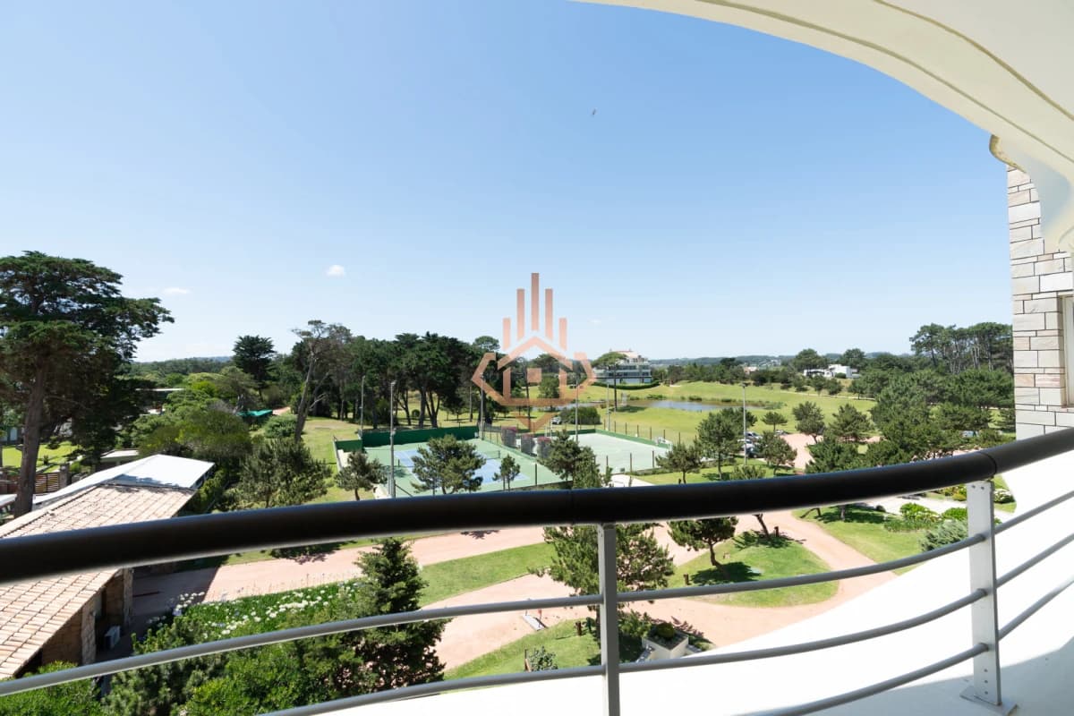 Apartamento en venta Playa Mansa 4 ambientes