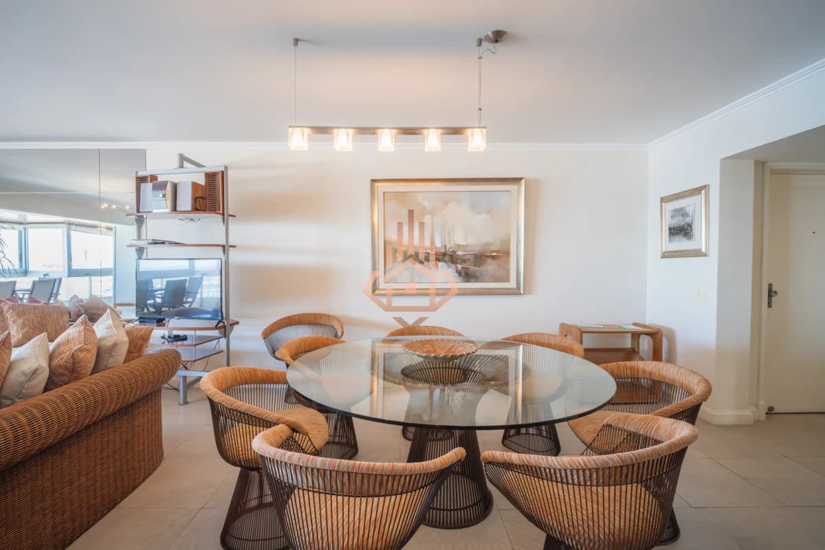 Venta apartamento 4 dormitorios, Punta del Este, edificio el Torreon