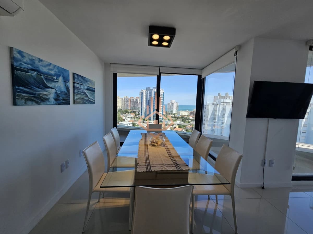 SE VENDE HERMOSO DEPARTAMENTO PISO 9 CON 3 DORMITORIOS EN SUITE