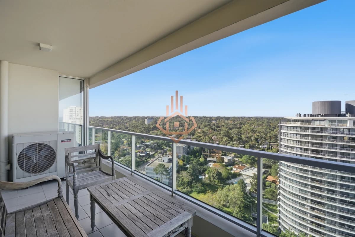Venta Apartamento de 3 dormitorios con vista al mar.