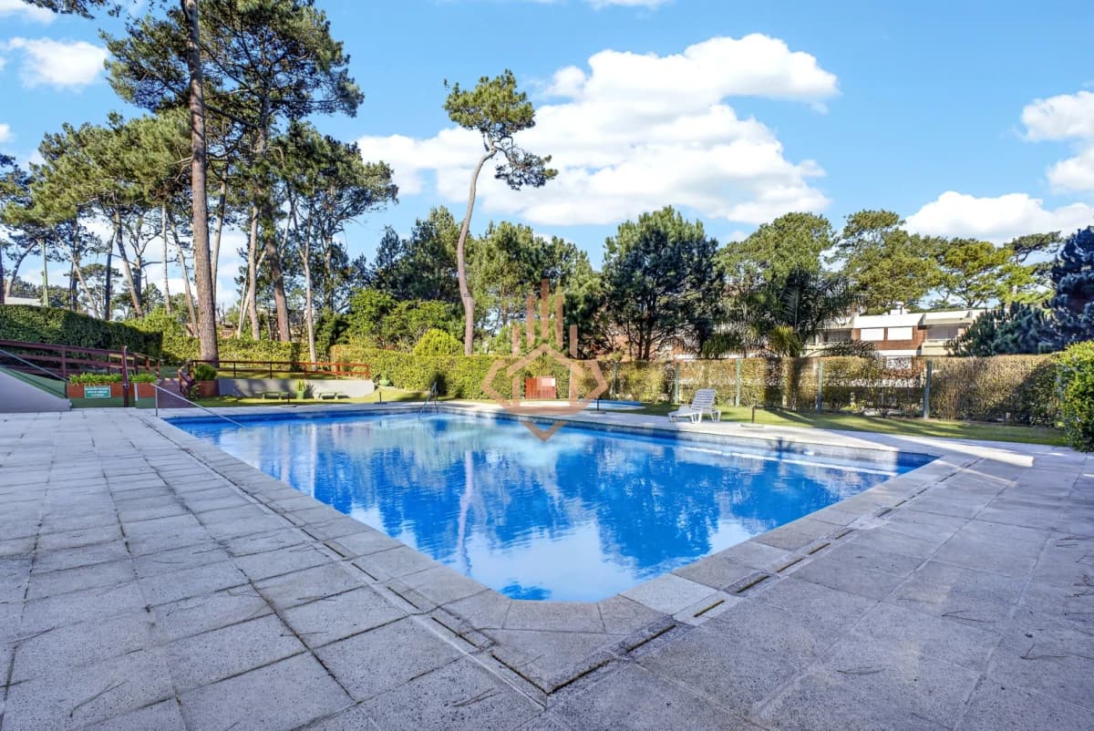 Venta Apartamento de 4 dormitorios en Punta del Este