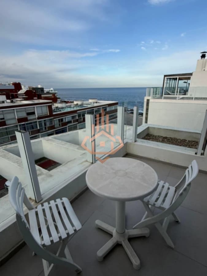 Dúplex Premium en Venta con Vista al Mar en Edificio Bonaire II - Península