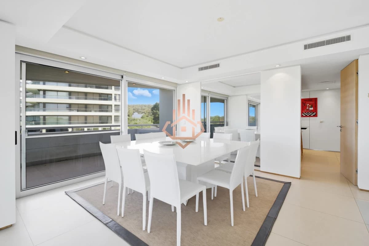 ESPECTACULAR APARTAMENTO EN VENTA DE 6 DORMITORIOS 6 COCHERAS INCREIBLE TERRAZA CON PISCINA PRIVADA