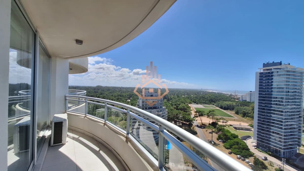 Venta Apartamento 3 dormitorios 3 baños