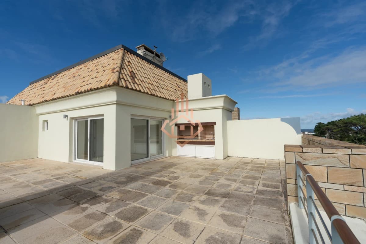 Venta Departamento 3 dormitorios Punta del este