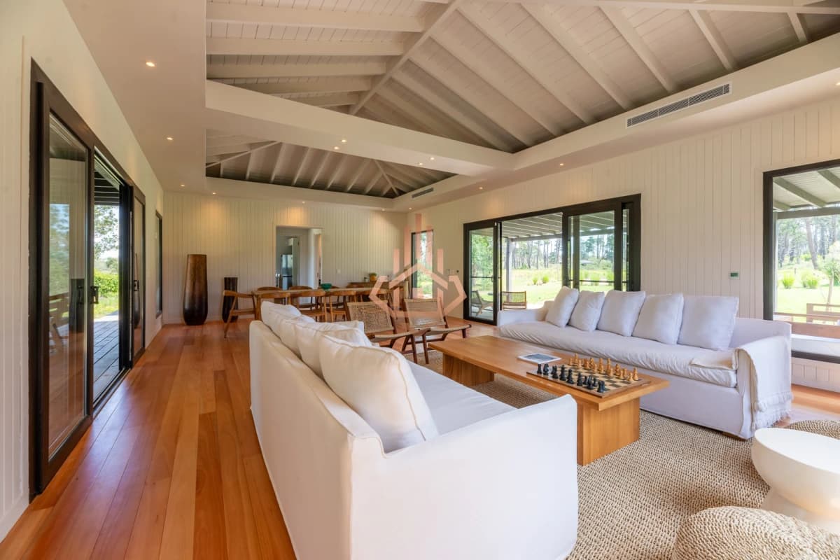 Casa en venta en Puerto Quetzal - La Barra