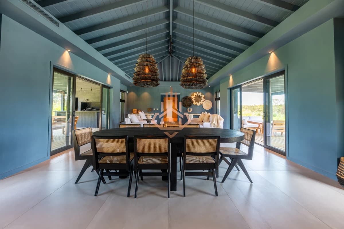 Espectacular Casa en Puerto Quetzal - La Barra
