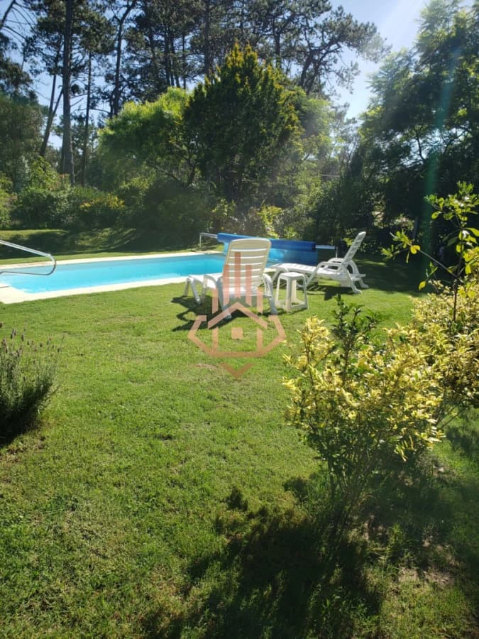 VENTA DE CASA DE 3 DORMITORIOS, PISCINA, EN MARLY, PUNTA DEL ESTE