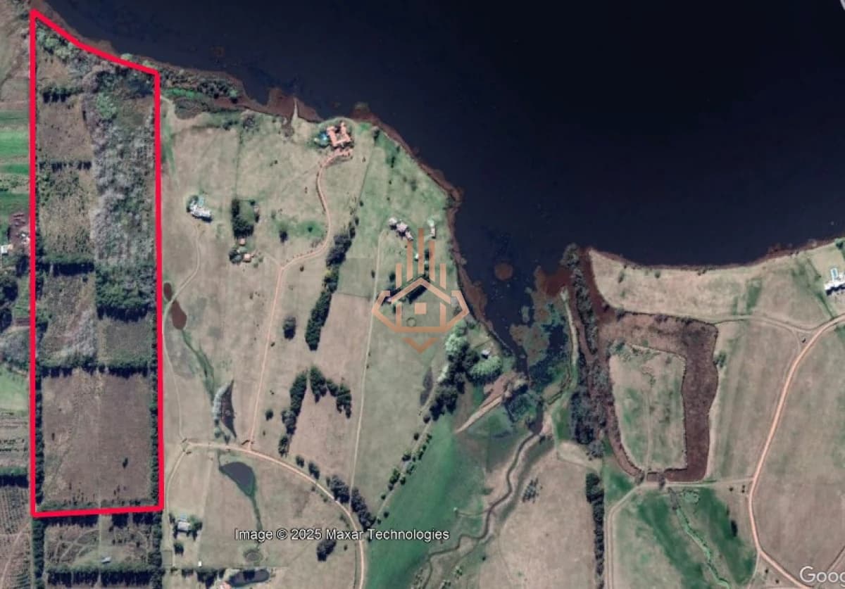 Chacra en venta sobre la Laguna - 17 ha con 200 m de costa, USD 5 por m2