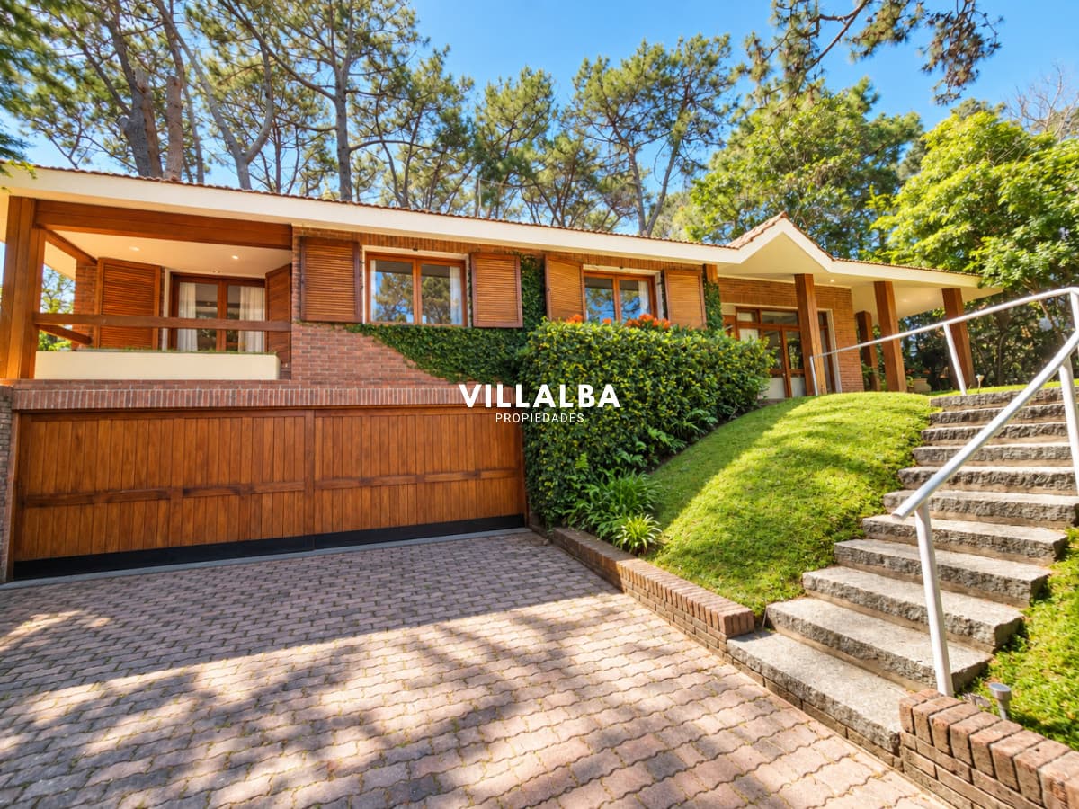 VENTA DE CASA EN SAN RAFAEL. GRAN TERRRENO A 600 METROS DEL MAR