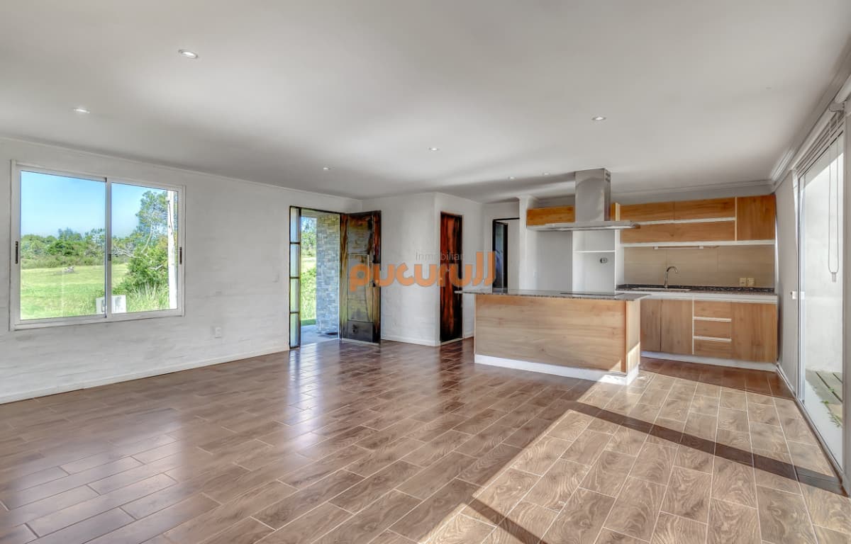 Venta Casa en barrio privado en Punta Ballena, 3 dormitorios.