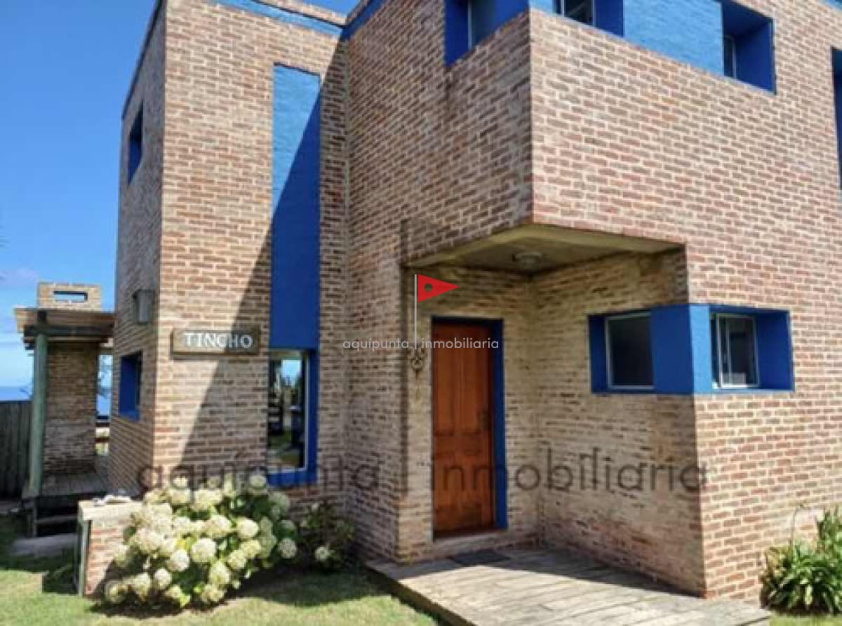 Casa En Punta Colorada en alquiler