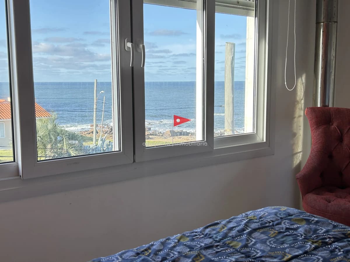 Casa ID.39 - Venta casa Punta Colorada 3 dormitorios piscina vista al mar