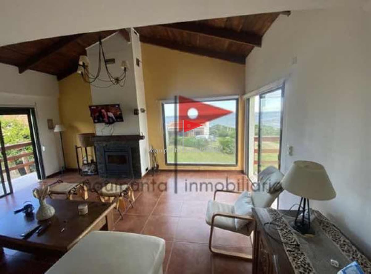 Casa En Punta Colorada