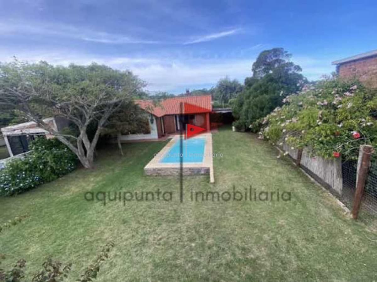 Casa En Punta Colorada