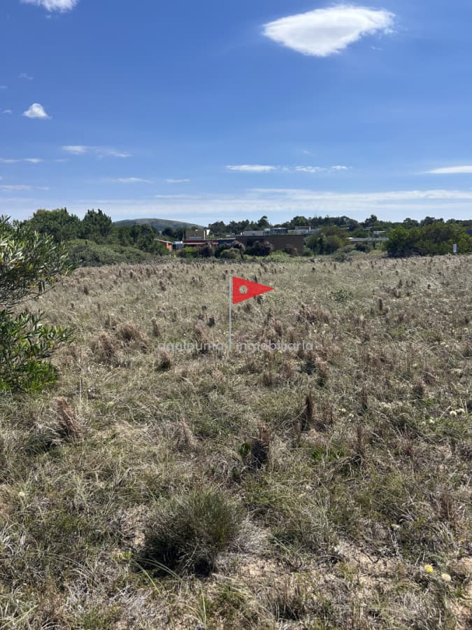 Terreno ID.236 - Venta terreno punta negra media cuadra playa