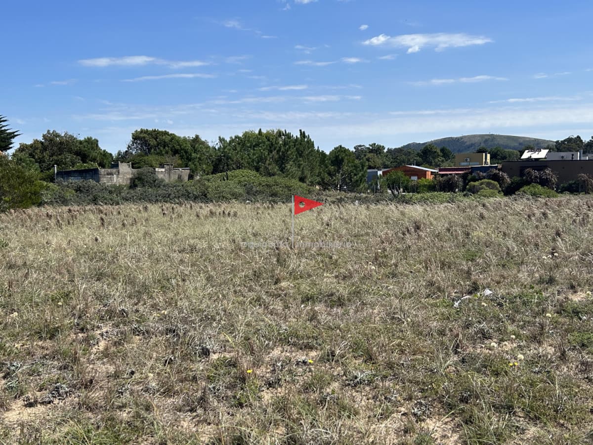 Terreno ID.236 - Venta terreno punta negra media cuadra playa