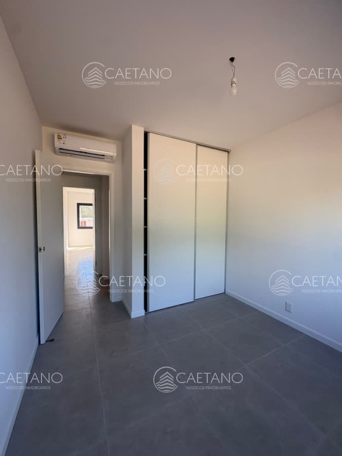 Casa a Estrenar en Padron único en Pinares 3 Dormitorios con Aires y Barbacoa