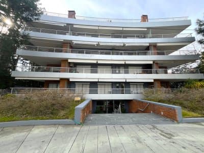 Venta de Apartamento con 2 dormitorios y parrillero propio en Aidy Grill, Punta del Este  -