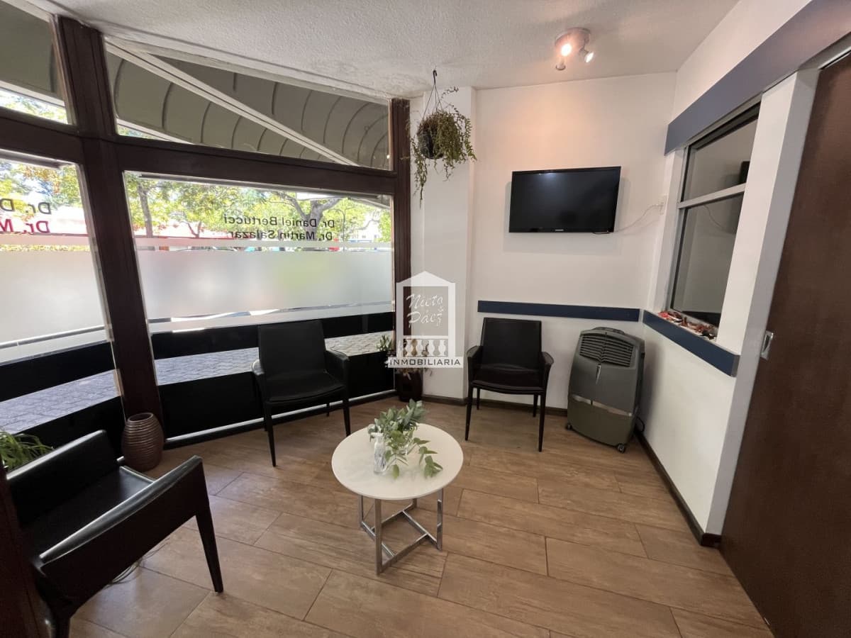 Local en Venta en Galería Santander, Roosevelt Punta del Este