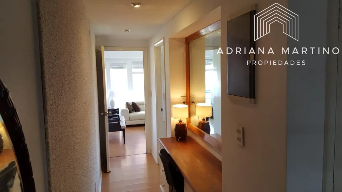Venta apartamento de 2 Dormitorios, Playa mansa,Punta del este