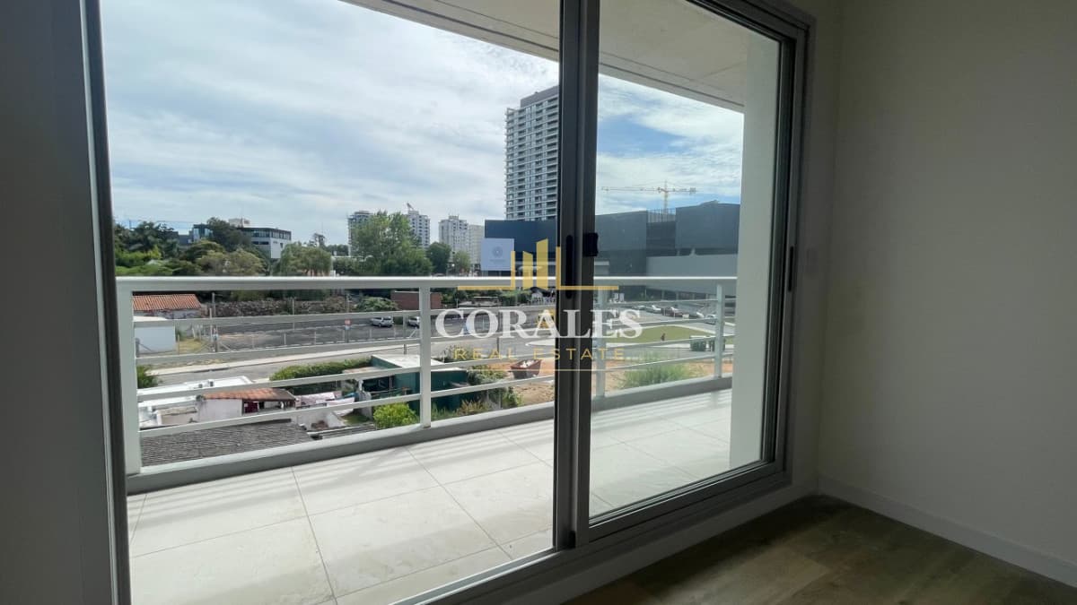Oportunidad en Maldonado. Apartamento de 1 Dormitorio en Venta. Ubicación estratégica para vivir o invertir.