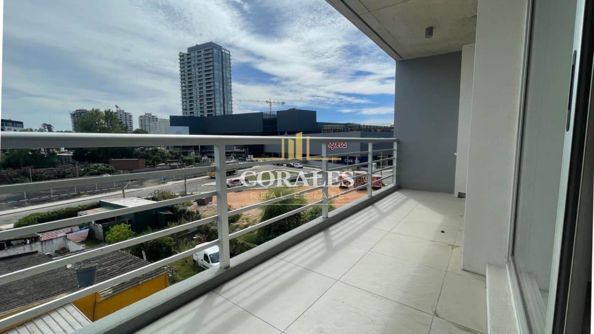 Oportunidad en Maldonado. Apartamento de 1 Dormitorio en Venta. Ubicación estratégica para vivir o invertir.