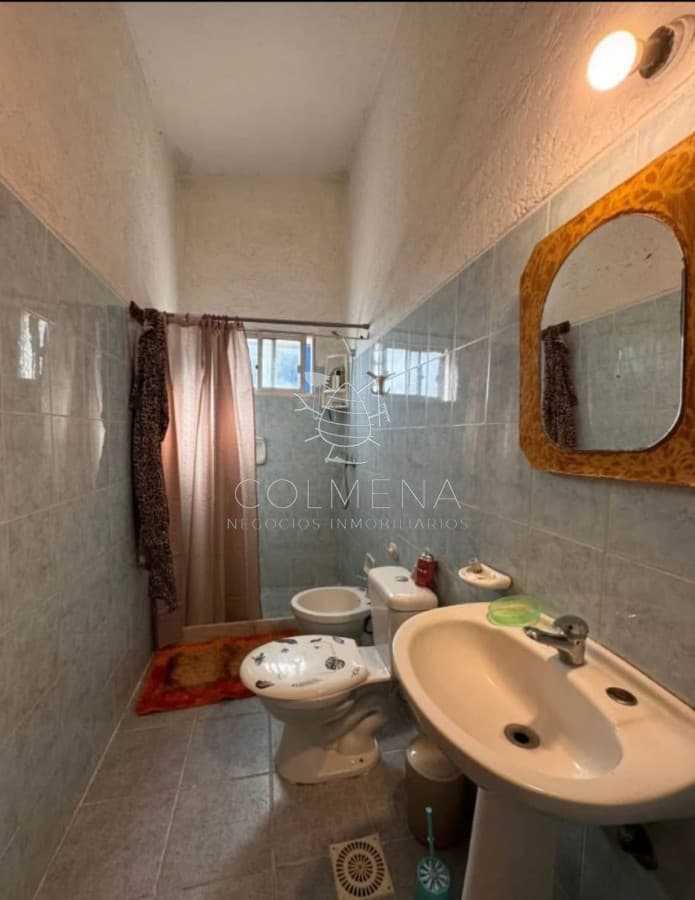 SE VENDE CASA 3 DORMITORIOS EN LAUSANA