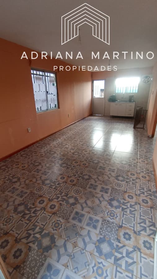 SE VENDE CASA CON APARTAMENTO EN BARRIO MONTE HERMOSO