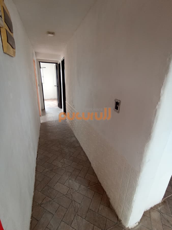 SE VENDE CASA EN BARRIO ALTOS DE MALDONADO