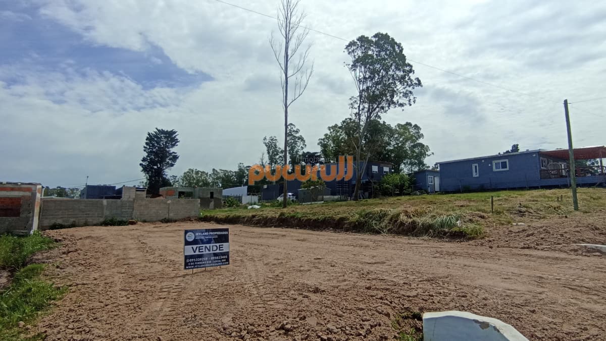 SE VENDE TERRENO 300 M2 EN LA QUERENCIA LISTO PARA CONSTRUIR