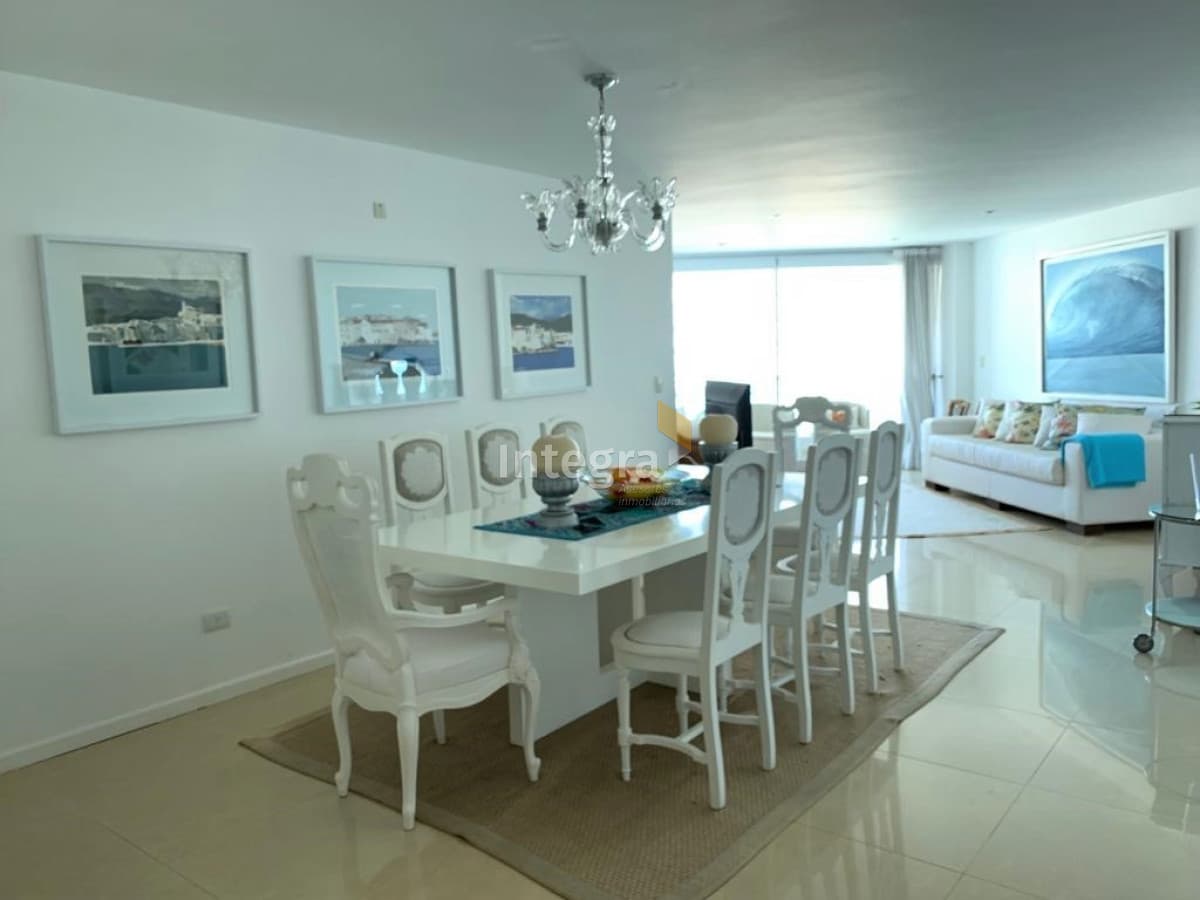 APARTAMENTO EN VENTA -PLAYA BRAVA