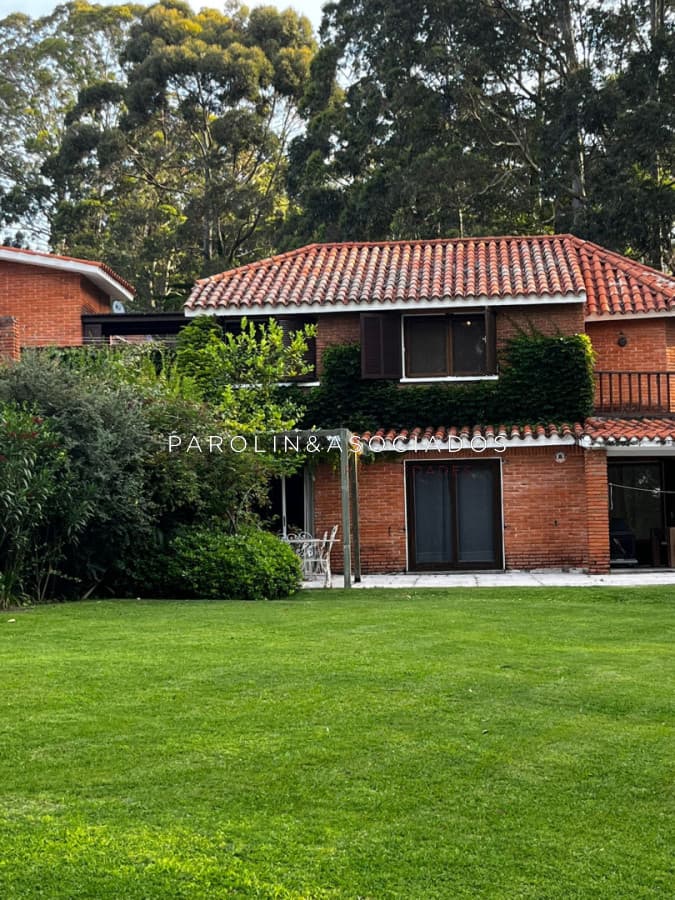 Casa en Venta de 3 Dormitorios ubicada en Rincón del Indio, Punta del este