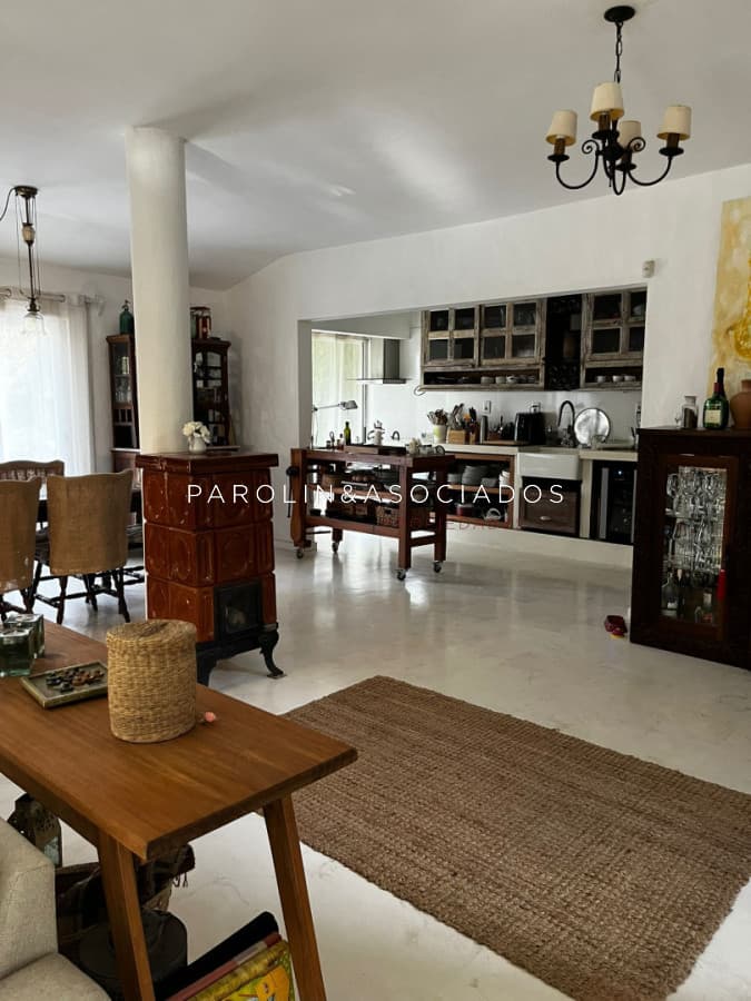 Casa en Venta de 3 Dormitorios ubicada en Rincón del Indio, Punta del este