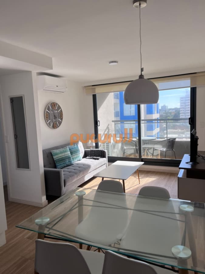 Apartamento en venta y renta anual