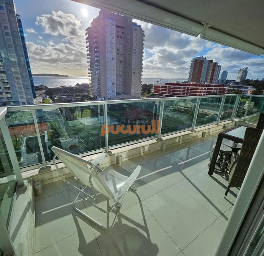 GALA TOWER - Playa Mansa parada 4 - Apartamento en venta de 2 Dormitorios con vista al Mar