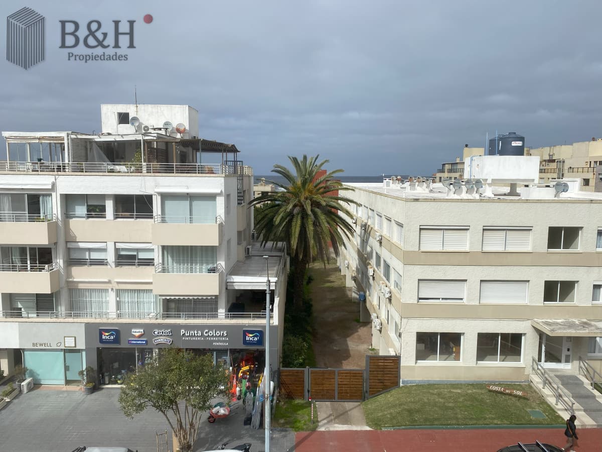 PENINSULA - luminoso de 3 dormitorios 1 de Emir, 2 de brava y 3 de Mansa