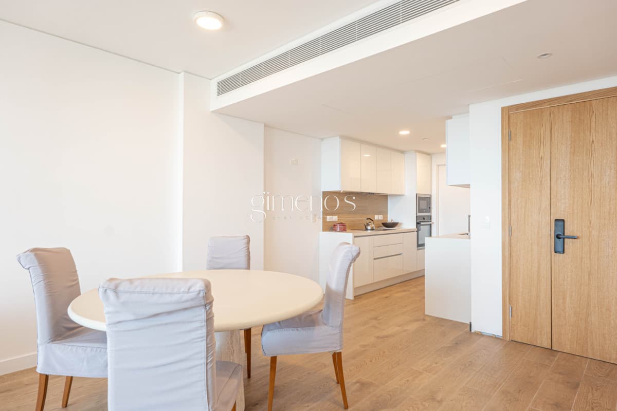 Apartamento en Alquiler Invernal -  Punta del Este - Playa Brava - TRUMP