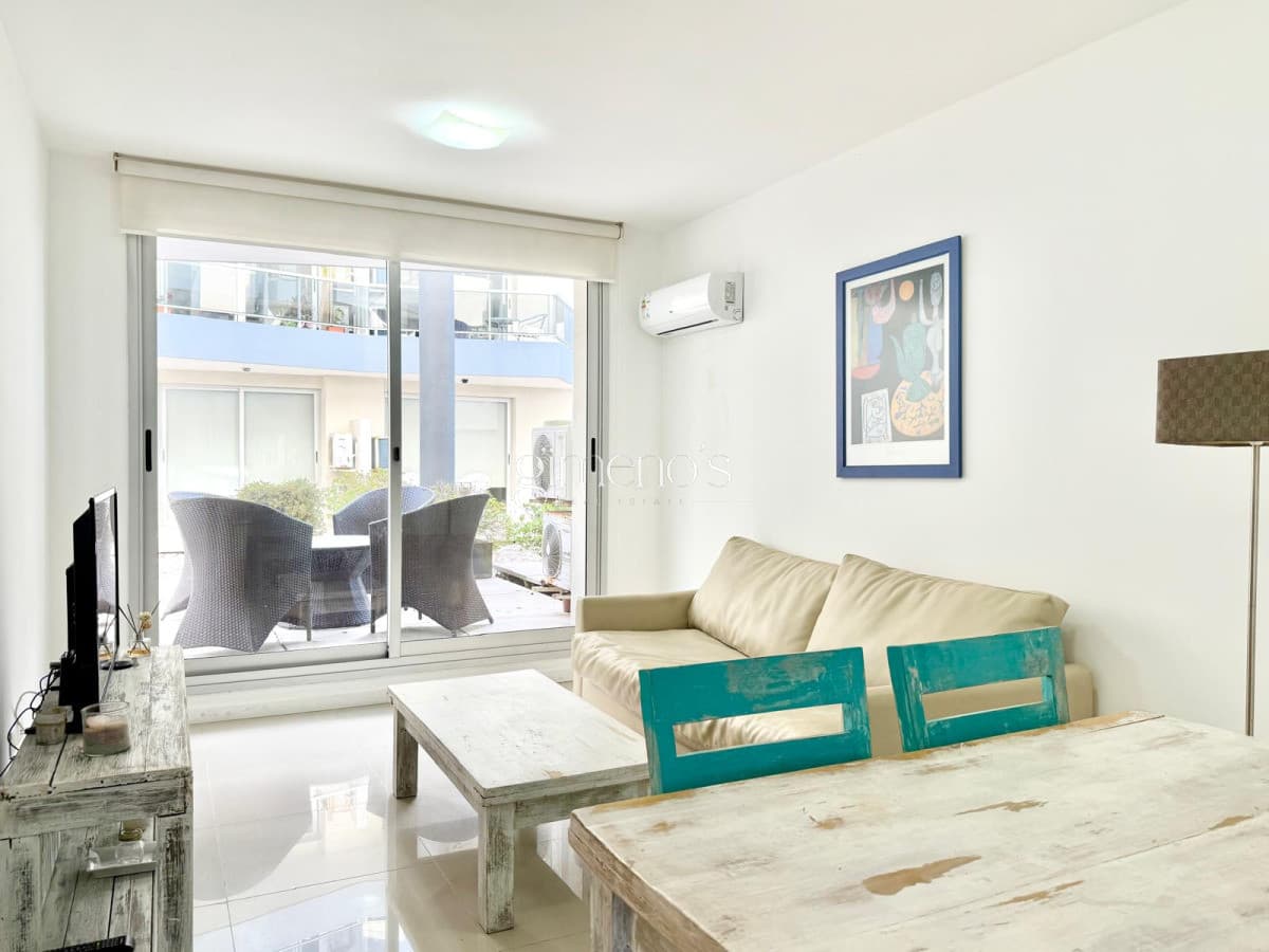 Apartamento 1 Dormitorio en Venta - Punta del Este - Puerto