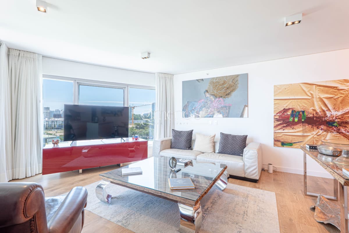 Venta Apartamento, 2 Dormitorios en Suite - Punta Del Este - Playa Brava - TRUMP TOWER