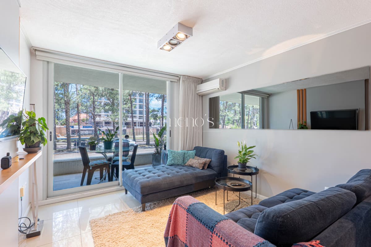 Apartamento en Venta, 1 Dormitorio y medio, Roosevelt - Punta del Este