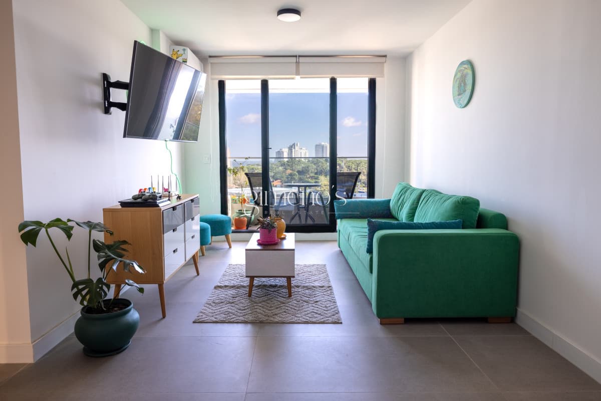 Alquiler de Verano en Punta del Este, Apartamento de 1 Dormitorio y medio   -