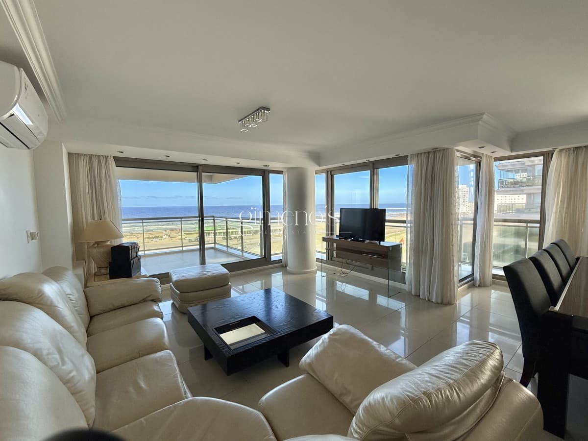 Venta apartamento 3 suites mas dependencia completa, Punta del Este, Edificio IMPERIALE